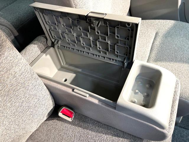 パッソ Ｘ　ユルリ　禁煙車　純正ナビ　ＥＴＣ　スマートキー　盗難防止装置　プライバシーガラス　ＣＤ／ＤＶＤ再生　電動格納ドアミラー　トラクションコントロール　ヘッドライトレベライザー　アームレスト（58枚目）