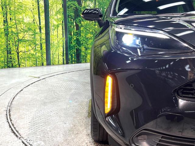 ヤリスクロス ハイブリッドZ バックカメラ 衝突被害軽減システム レーダークルーズ 禁煙車 ハーフレザーシート パワーシート ドラレコ コーナーセンサー スマートキー LEDヘッド 純正8型ディスプレイオーディオ ETC(12枚目)