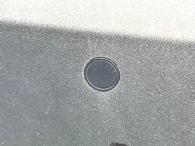 ヤリスクロス ハイブリッドZ バックカメラ 衝突被害軽減システム レーダークルーズ 禁煙車 ハーフレザーシート パワーシート ドラレコ コーナーセンサー スマートキー LEDヘッド 純正8型ディスプレイオーディオ ETC(24枚目)