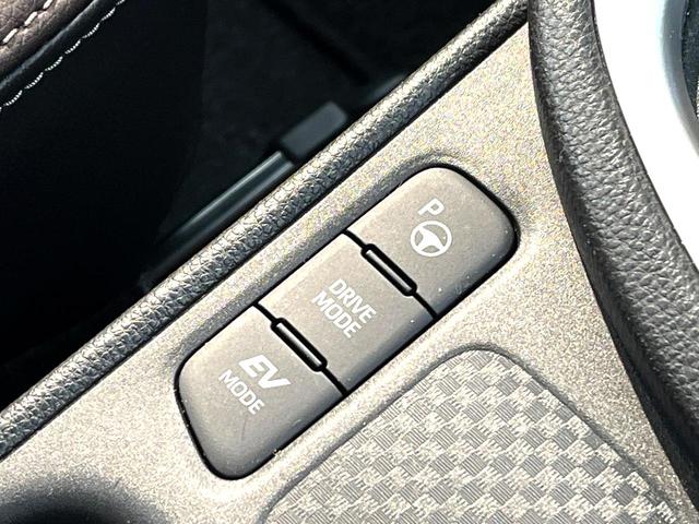 ヤリスクロス ハイブリッドZ バックカメラ 衝突被害軽減システム レーダークルーズ 禁煙車 ハーフレザーシート パワーシート ドラレコ コーナーセンサー スマートキー LEDヘッド 純正8型ディスプレイオーディオ ETC(60枚目)