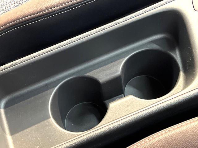 ヤリスクロス ハイブリッドZ バックカメラ 衝突被害軽減システム レーダークルーズ 禁煙車 ハーフレザーシート パワーシート ドラレコ コーナーセンサー スマートキー LEDヘッド 純正8型ディスプレイオーディオ ETC(62枚目)