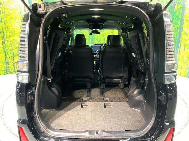 ヴォクシー ＺＳ　煌　モデリスタフルエアロ　両側電動ドア　純正１０．５型ＳＤナビ　フリップダウンモニター　バックカメラ　衝突被害軽減システム　ドライブレコーダー　スマートキー　ＬＥＤヘッド　ＥＴＣ２．０　クルコン（30枚目）