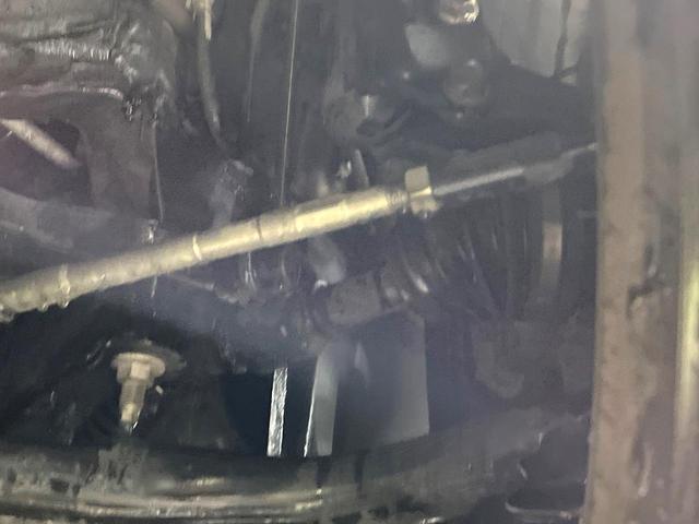 ヴォクシー ＺＳ　煌　モデリスタフルエアロ　両側電動ドア　純正１０．５型ＳＤナビ　フリップダウンモニター　バックカメラ　衝突被害軽減システム　ドライブレコーダー　スマートキー　ＬＥＤヘッド　ＥＴＣ２．０　クルコン（33枚目）