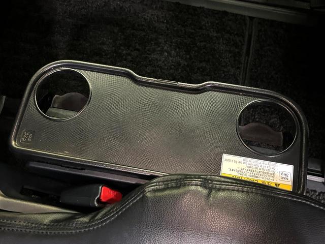 ヴォクシー ＺＳ　煌　モデリスタフルエアロ　両側電動ドア　純正１０．５型ＳＤナビ　フリップダウンモニター　バックカメラ　衝突被害軽減システム　ドライブレコーダー　スマートキー　ＬＥＤヘッド　ＥＴＣ２．０　クルコン（44枚目）