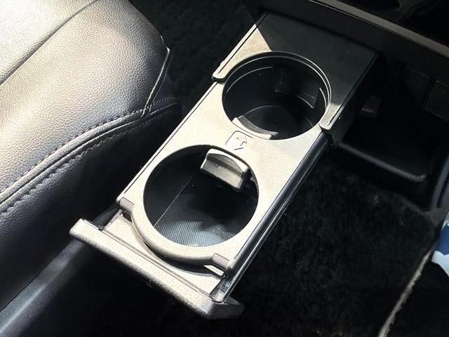 ヴォクシー ＺＳ　煌　モデリスタフルエアロ　両側電動ドア　純正１０．５型ＳＤナビ　フリップダウンモニター　バックカメラ　衝突被害軽減システム　ドライブレコーダー　スマートキー　ＬＥＤヘッド　ＥＴＣ２．０　クルコン（65枚目）