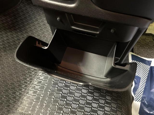 ソリオバンディット ハイブリッドSV 禁煙車 両側電動スライドドア 全周囲カメラ 衝突被害軽減システム レーダークルーズ コーナーセンサー スマートキー LEDヘッド ETC 純正15インチアルミ オートハイビーム 車線逸脱警報(63枚目)