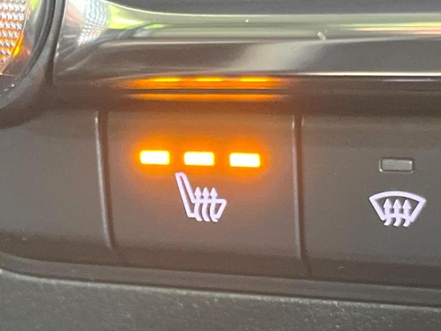 ＭＡＺＤＡ３セダン ２０Ｓ　Ｌパッケージ　純正８．８型コネクトナビ　全周囲カメラ　衝突被害軽減システム　禁煙車　レザーシート　パワーシート　レーダークルコン　ステアリングヒーター　シートヒータ―　コーナーセンサー　パドルシフト　ＢＳＭ　ＥＴＣ（31枚目）