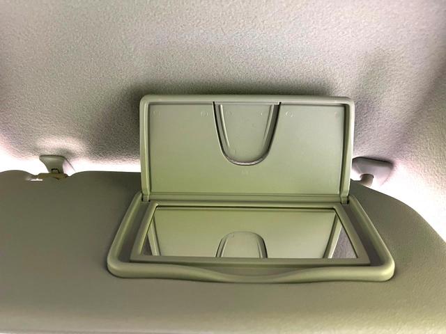 �y�o�j�e�B�~���[�z�T���o�C�U�[���ɐݒu���ꂽ�~���[�Őg�����Ȃ݃`�F�b�N�I������Ƃ������C�N�����ɂ����􂵂܂���