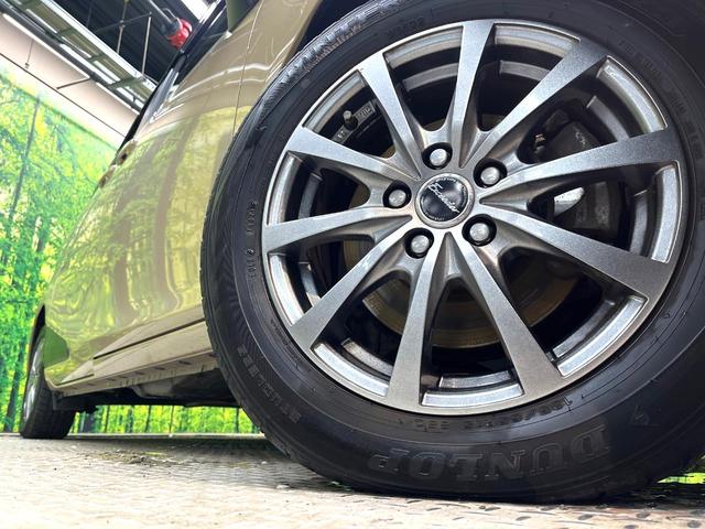 シエンタ ファンベースＧ　両側電動スライドドア　純正９型ナビ　全周囲カメラ　衝突軽減装置　禁煙車　スマートキー　ＬＥＤヘッドライト　ＥＴＣ　車線逸脱警報　オートライト　ｂｌｕｅｔｏｏｔｈ再生　フルセグ（13枚目）