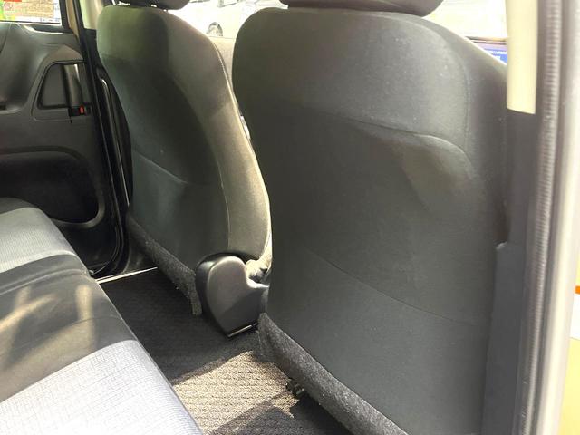 シエンタ ファンベースＧ　両側電動スライドドア　純正９型ナビ　全周囲カメラ　衝突軽減装置　禁煙車　スマートキー　ＬＥＤヘッドライト　ＥＴＣ　車線逸脱警報　オートライト　ｂｌｕｅｔｏｏｔｈ再生　フルセグ（43枚目）