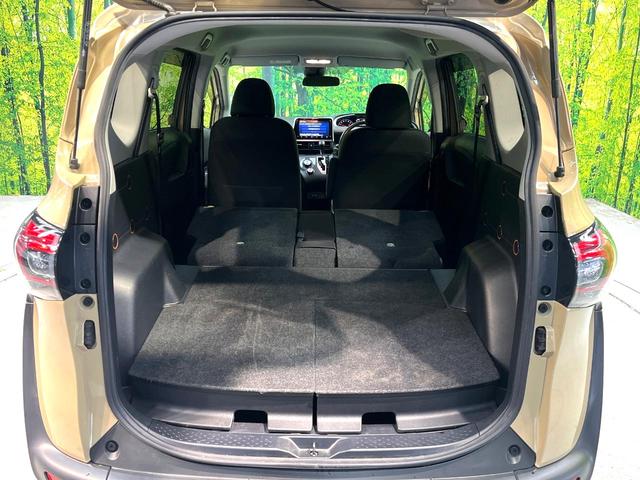 シエンタ ファンベースＧ　両側電動スライドドア　純正９型ナビ　全周囲カメラ　衝突軽減装置　禁煙車　スマートキー　ＬＥＤヘッドライト　ＥＴＣ　車線逸脱警報　オートライト　ｂｌｕｅｔｏｏｔｈ再生　フルセグ（44枚目）