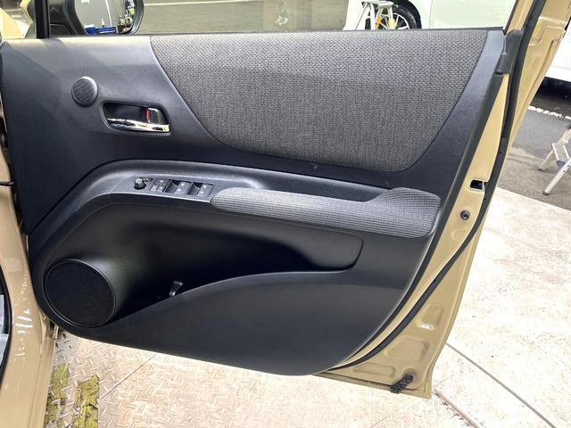 シエンタ ファンベースＧ　両側電動スライドドア　純正９型ナビ　全周囲カメラ　衝突軽減装置　禁煙車　スマートキー　ＬＥＤヘッドライト　ＥＴＣ　車線逸脱警報　オートライト　ｂｌｕｅｔｏｏｔｈ再生　フルセグ（47枚目）