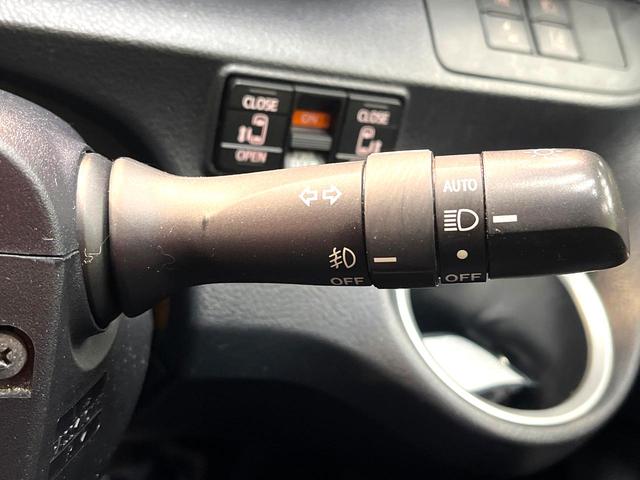 シエンタ ファンベースＧ　両側電動スライドドア　純正９型ナビ　全周囲カメラ　衝突軽減装置　禁煙車　スマートキー　ＬＥＤヘッドライト　ＥＴＣ　車線逸脱警報　オートライト　ｂｌｕｅｔｏｏｔｈ再生　フルセグ（61枚目）