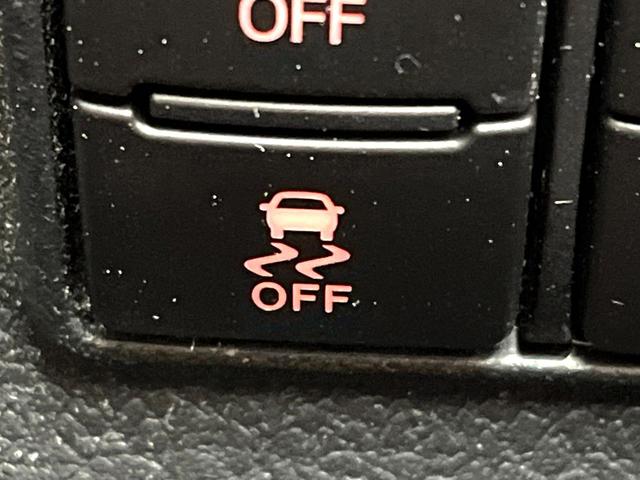 シエンタ ファンベースＧ　両側電動スライドドア　純正９型ナビ　全周囲カメラ　衝突軽減装置　禁煙車　スマートキー　ＬＥＤヘッドライト　ＥＴＣ　車線逸脱警報　オートライト　ｂｌｕｅｔｏｏｔｈ再生　フルセグ（64枚目）