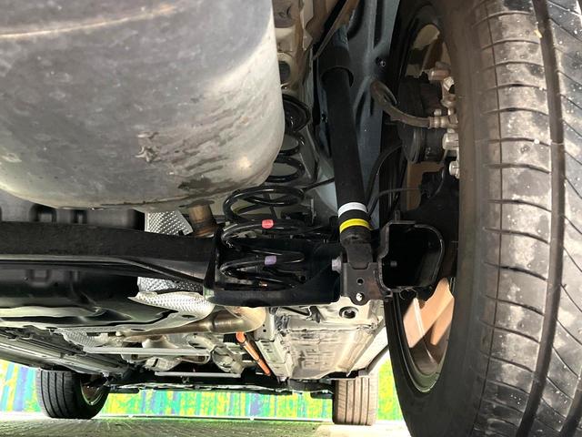 カローラクロス ハイブリッド　Ｚ　禁煙車　衝突軽減システム　レーダークルーズ　ナビ付ディスプレイオーディオ　全周囲カメラ　フルセグ　ＥＴＣ　ｂｌｕｅｔｏｏｔｈ再生　シートヒータ　パワーシート　ハーフレザーシート　パワーバックドア（20枚目）