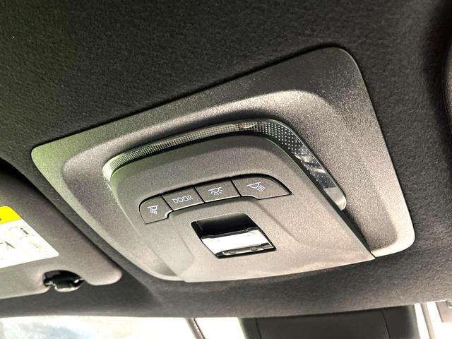 カローラクロス ハイブリッド　Ｚ　禁煙車　衝突軽減システム　レーダークルーズ　ナビ付ディスプレイオーディオ　全周囲カメラ　フルセグ　ＥＴＣ　ｂｌｕｅｔｏｏｔｈ再生　シートヒータ　パワーシート　ハーフレザーシート　パワーバックドア（42枚目）