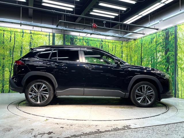 カローラクロス ハイブリッド　Ｚ　禁煙車　衝突軽減システム　レーダークルーズ　ナビ付ディスプレイオーディオ　全周囲カメラ　フルセグ　ＥＴＣ　ｂｌｕｅｔｏｏｔｈ再生　シートヒータ　パワーシート　ハーフレザーシート　パワーバックドア（52枚目）