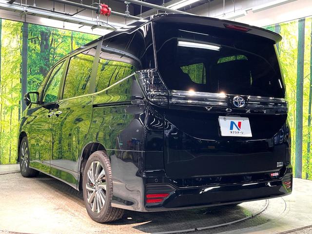 ヴォクシー ハイブリッドＳ－Ｚ　後席モニター　１０．５型ディスプレイオーディオ　両側電動ドア　快適利便ＰＫＧ　セーフティセンス　レーダークルーズ　禁煙車　パワーバックドア　シートヒーター　ステアリングヒーター　Ｂｌｕｅｔｏｏｔｈ（32枚目）