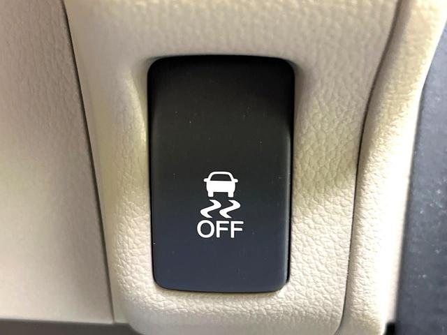 Ｎ－ＢＯＸ Ｇ　ＳＳパッケージ　禁煙車　両側電動スライドドア　純正ナビ　バックカメラ　フルセグ　ＥＴＣ　ｂｌｕｅｔｏｏｔｈ再生　ＨＩＤヘッドライト　スマートキー　ＣＤ／ＤＶＤ再生　盗難防止装置　プライバシーガラス　ベンチシート（25枚目）