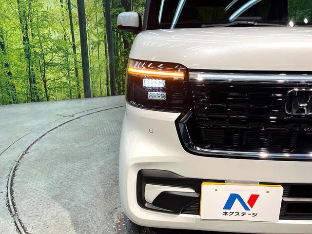 Ｎ－ＢＯＸカスタム ベースグレード　届出済未使用　ホンダセンシング　アダプティブクルーズ　電動スライド　スマートキー　パーキングセンサーシステム　ＬＥＤヘッドランプ　シートヒーター　オートハイビーム　路外逸脱抑制機能　誤発進抑制機能（12枚目）