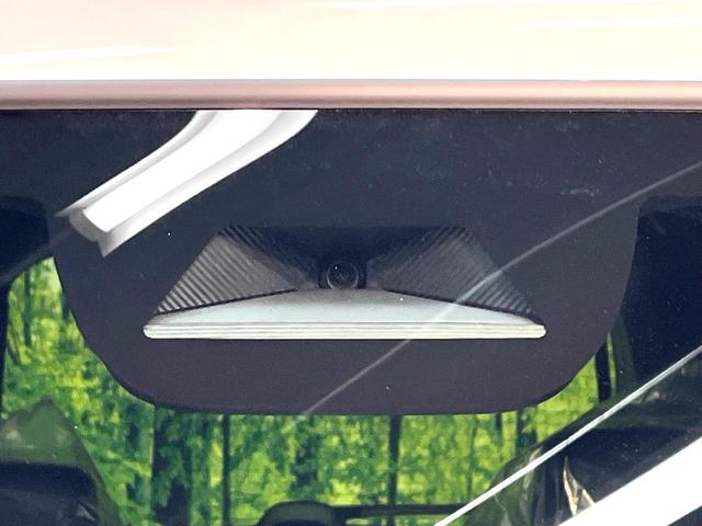 Ｎ－ＢＯＸカスタム ベースグレード　届出済未使用　ホンダセンシング　アダプティブクルーズ　電動スライド　スマートキー　パーキングセンサーシステム　ＬＥＤヘッドランプ　シートヒーター　オートハイビーム　路外逸脱抑制機能　誤発進抑制機能（3枚目）