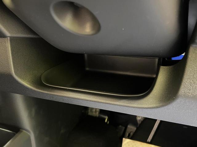 Ｎ－ＢＯＸカスタム ベースグレード　届出済未使用　ホンダセンシング　アダプティブクルーズ　電動スライド　スマートキー　パーキングセンサーシステム　ＬＥＤヘッドランプ　シートヒーター　オートハイビーム　路外逸脱抑制機能　誤発進抑制機能（48枚目）