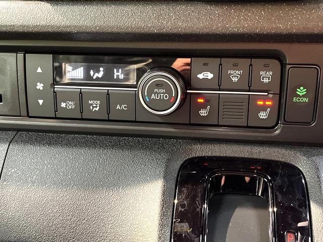 Ｎ－ＢＯＸカスタム ベースグレード　届出済未使用　ホンダセンシング　アダプティブクルーズ　電動スライド　スマートキー　パーキングセンサーシステム　ＬＥＤヘッドランプ　シートヒーター　オートハイビーム　路外逸脱抑制機能　誤発進抑制機能（6枚目）