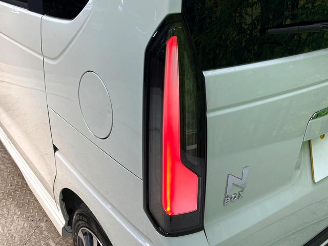 Ｎ－ＢＯＸカスタム ベースグレード　届出済未使用　ホンダセンシング　アダプティブクルーズ　電動スライド　スマートキー　パーキングセンサーシステム　ＬＥＤヘッドランプ　シートヒーター　オートハイビーム　路外逸脱抑制機能　誤発進抑制機能（27枚目）