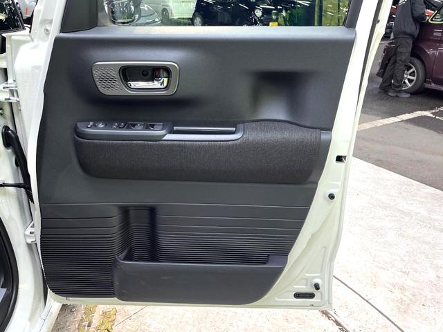 Ｎ－ＢＯＸカスタム ベースグレード　届出済未使用　ホンダセンシング　アダプティブクルーズ　電動スライド　スマートキー　パーキングセンサーシステム　ＬＥＤヘッドランプ　シートヒーター　オートハイビーム　路外逸脱抑制機能　誤発進抑制機能（43枚目）