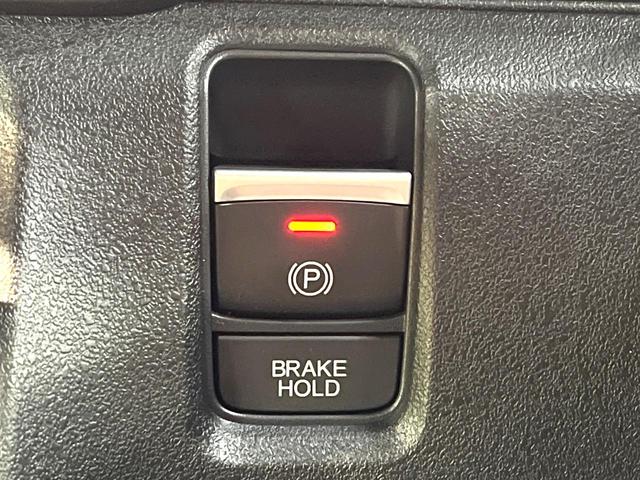 Ｎ－ＢＯＸカスタム ベースグレード　届出済未使用　ホンダセンシング　アダプティブクルーズ　電動スライド　スマートキー　パーキングセンサーシステム　ＬＥＤヘッドランプ　シートヒーター　オートハイビーム　路外逸脱抑制機能　誤発進抑制機能（58枚目）