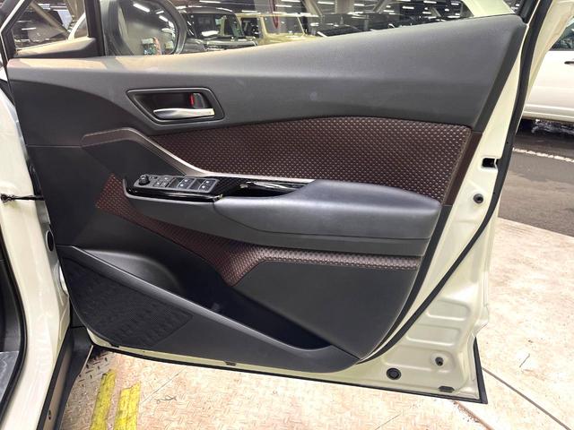 Ｃ－ＨＲ Ｇ　ＬＥＤエディション　純正９型ナビ　バックカメラ　衝突被害軽減システム　レーダークルーズ　禁煙車　シートヒーター　ドライブレコーダー　コーナーセンサー　スマートキー　ＬＥＤヘッド　ＥＴＣ　オートマチックハイビーム（56枚目）
