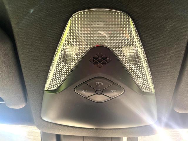 Ｃ－ＨＲ Ｇ　ＬＥＤエディション　純正９型ナビ　バックカメラ　衝突被害軽減システム　レーダークルーズ　禁煙車　シートヒーター　ドライブレコーダー　コーナーセンサー　スマートキー　ＬＥＤヘッド　ＥＴＣ　オートマチックハイビーム（67枚目）