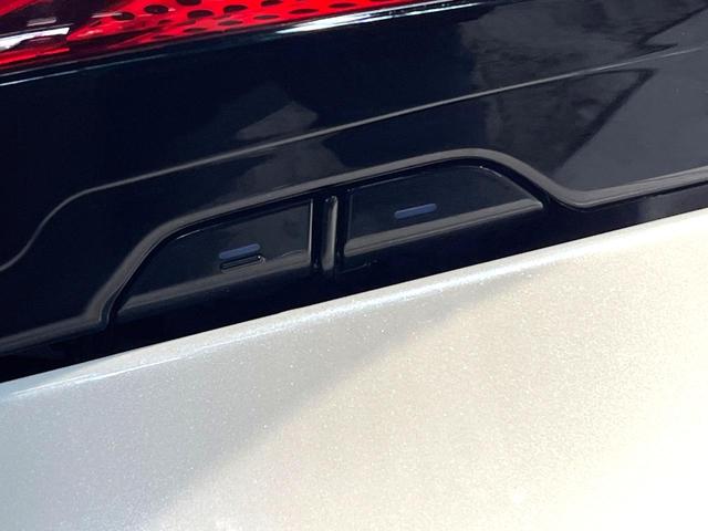 アルファードハイブリッド Ｚ　禁煙車　ガラスルーフ　両側電動スライドドア　後席モニター　衝突軽減システム　レーダークルーズ　純正１４インチディスプレイオーディオプラス　全周囲カメラ　フルセグ　ドラレコ　ＥＴＣ２．０（29枚目）