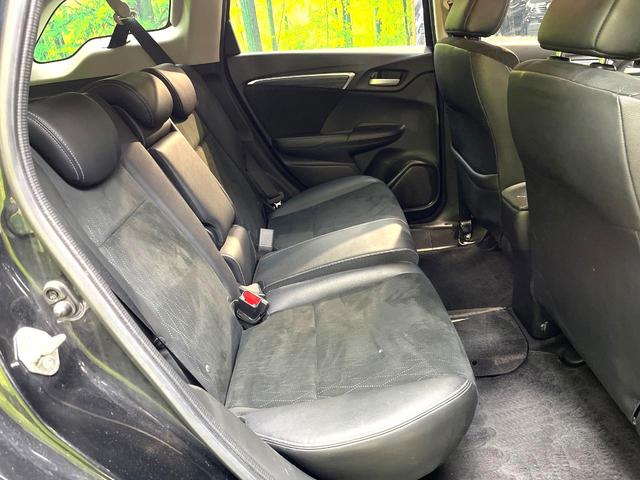 シャトル ハイブリッドＺ　純正ＳＤナビ　バックカメラ　衝突被害軽減システム　禁煙車　ハーフレザーシート　ドライブレコーダー　コーナーセンサー　ＬＥＤヘッド　ＥＴＣ　クルースコントロール　純正１６インチアルミ　オートライト（9枚目）