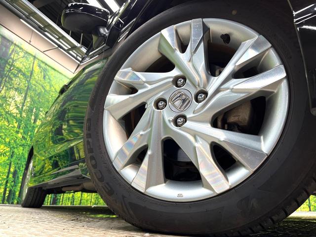 シャトル ハイブリッドＺ　純正ＳＤナビ　バックカメラ　衝突被害軽減システム　禁煙車　ハーフレザーシート　ドライブレコーダー　コーナーセンサー　ＬＥＤヘッド　ＥＴＣ　クルースコントロール　純正１６インチアルミ　オートライト（13枚目）