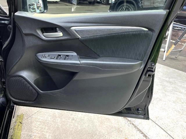 シャトル ハイブリッドＺ　純正ＳＤナビ　バックカメラ　衝突被害軽減システム　禁煙車　ハーフレザーシート　ドライブレコーダー　コーナーセンサー　ＬＥＤヘッド　ＥＴＣ　クルースコントロール　純正１６インチアルミ　オートライト（41枚目）