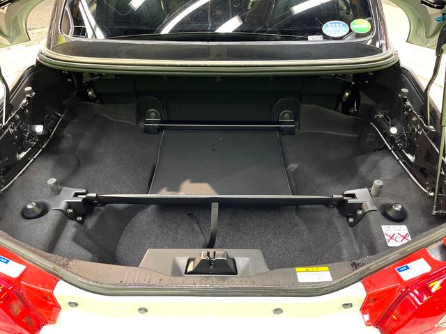 コペン ローブ　ターボ　禁煙車　シートヒーター　ドライブレコーダー　スマートキー　ＬＥＤヘッド　フォグランプ　純正１６インチアルミ　オートエアコン　革巻きステアリング　アイドリングストップ　ＣＤプレイヤー（10枚目）