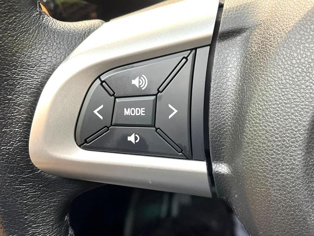 コペン ローブ　ターボ　禁煙車　シートヒーター　ドライブレコーダー　スマートキー　ＬＥＤヘッド　フォグランプ　純正１６インチアルミ　オートエアコン　革巻きステアリング　アイドリングストップ　ＣＤプレイヤー（53枚目）