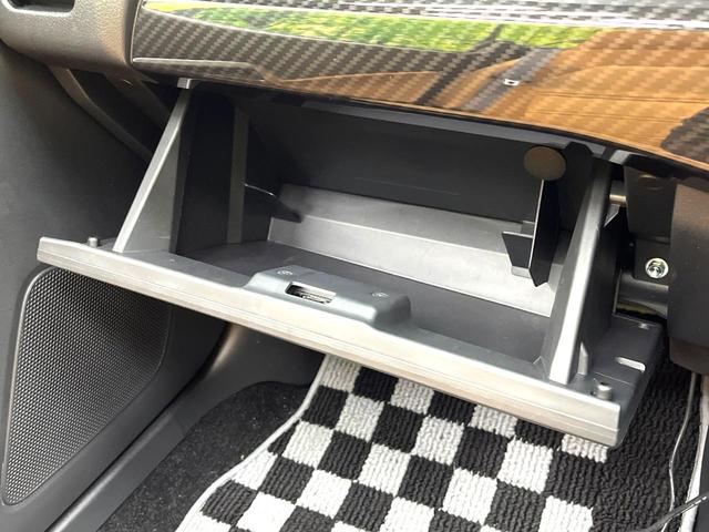 コペン ローブ　ターボ　禁煙車　シートヒーター　ドライブレコーダー　スマートキー　ＬＥＤヘッド　フォグランプ　純正１６インチアルミ　オートエアコン　革巻きステアリング　アイドリングストップ　ＣＤプレイヤー（59枚目）