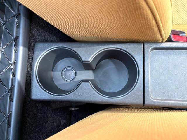 コペン ローブ　ターボ　禁煙車　シートヒーター　ドライブレコーダー　スマートキー　ＬＥＤヘッド　フォグランプ　純正１６インチアルミ　オートエアコン　革巻きステアリング　アイドリングストップ　ＣＤプレイヤー（60枚目）