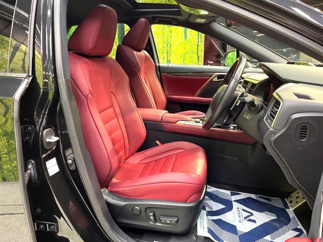 ＲＸ ＲＸ３００　Ｆスポーツ　禁煙車　サンルーフ　純正１２．３ＳＤナビ　全周囲カメラ　衝突被害軽減システム　レーダークルーズ　電動リアゲート　レザーシート　全席シートヒーター　前席シートエアコン　コーナーセンサー　１００Ｖ電源（8枚目）