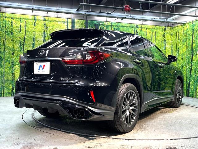 ＲＸ ＲＸ３００　Ｆスポーツ　禁煙車　サンルーフ　純正１２．３ＳＤナビ　全周囲カメラ　衝突被害軽減システム　レーダークルーズ　電動リアゲート　レザーシート　全席シートヒーター　前席シートエアコン　コーナーセンサー　１００Ｖ電源（17枚目）