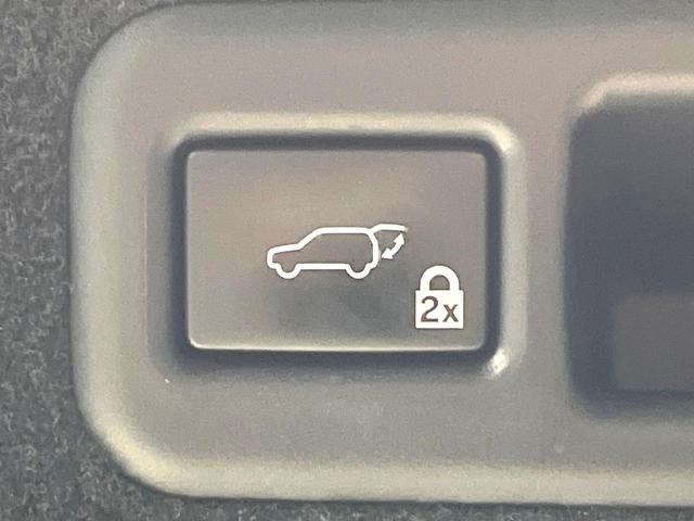 ＲＸ ＲＸ３００　Ｆスポーツ　禁煙車　サンルーフ　純正１２．３ＳＤナビ　全周囲カメラ　衝突被害軽減システム　レーダークルーズ　電動リアゲート　レザーシート　全席シートヒーター　前席シートエアコン　コーナーセンサー　１００Ｖ電源（34枚目）