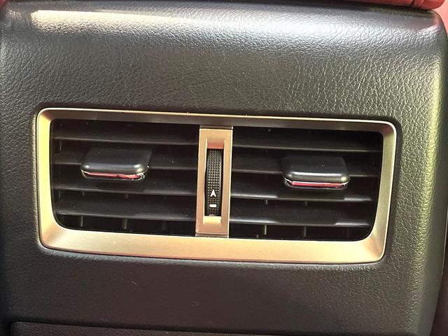 ＲＸ ＲＸ３００　Ｆスポーツ　禁煙車　サンルーフ　純正１２．３ＳＤナビ　全周囲カメラ　衝突被害軽減システム　レーダークルーズ　電動リアゲート　レザーシート　全席シートヒーター　前席シートエアコン　コーナーセンサー　１００Ｖ電源（42枚目）