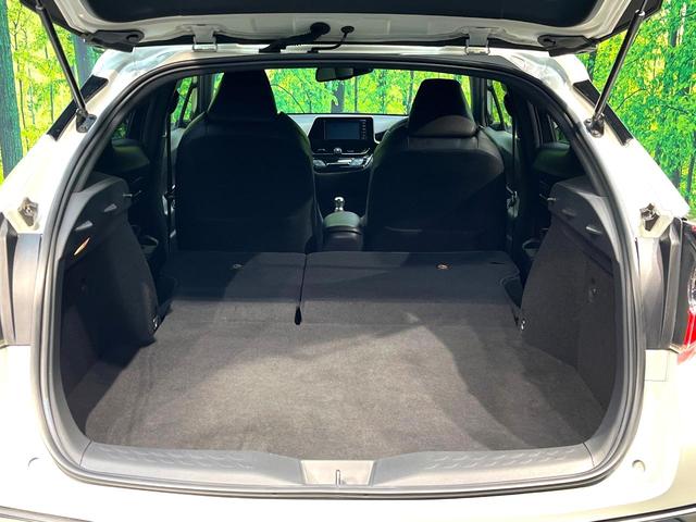 Ｃ－ＨＲ Ｇ　ＬＥＤエディション　禁煙車　純正ＳＤナビ　バックカメラ　衝突被害軽減装置　レーダークルーズ　ハーフレザーシート　パワーシート　コーナーセンサー　ＬＥＤヘッドライト　スマートキー　ＥＴＣビルトイン　Ｂｌｕｅｔｏｏｔｈ再生（10枚目）