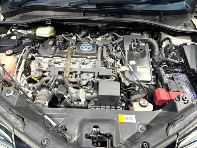 Ｃ－ＨＲ Ｇ　ＬＥＤエディション　禁煙車　純正ＳＤナビ　バックカメラ　衝突被害軽減装置　レーダークルーズ　ハーフレザーシート　パワーシート　コーナーセンサー　ＬＥＤヘッドライト　スマートキー　ＥＴＣビルトイン　Ｂｌｕｅｔｏｏｔｈ再生（18枚目）