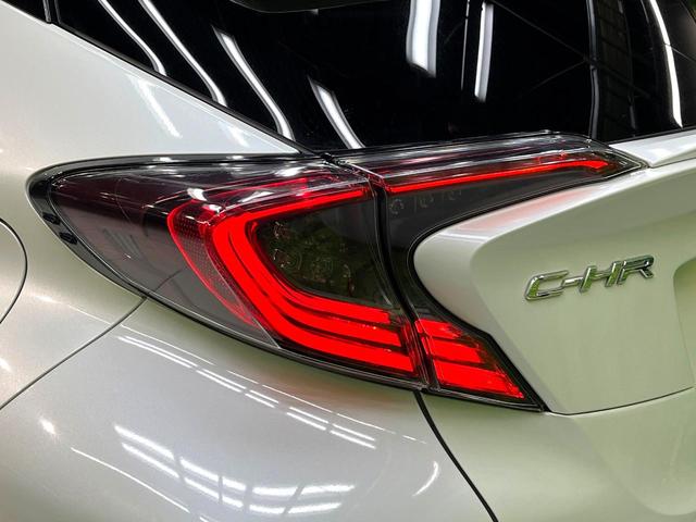 Ｃ－ＨＲ Ｇ　ＬＥＤエディション　禁煙車　純正ＳＤナビ　バックカメラ　衝突被害軽減装置　レーダークルーズ　ハーフレザーシート　パワーシート　コーナーセンサー　ＬＥＤヘッドライト　スマートキー　ＥＴＣビルトイン　Ｂｌｕｅｔｏｏｔｈ再生（31枚目）