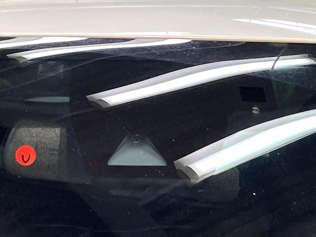 Ｃ－ＨＲ Ｇ　ＬＥＤエディション　禁煙車　純正ＳＤナビ　バックカメラ　衝突被害軽減装置　レーダークルーズ　ハーフレザーシート　パワーシート　コーナーセンサー　ＬＥＤヘッドライト　スマートキー　ＥＴＣビルトイン　Ｂｌｕｅｔｏｏｔｈ再生（52枚目）