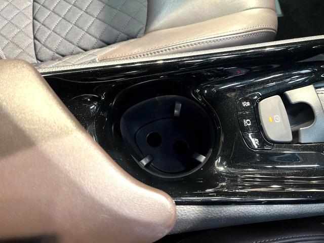 Ｃ－ＨＲ Ｇ　ＬＥＤエディション　禁煙車　純正ＳＤナビ　バックカメラ　衝突被害軽減装置　レーダークルーズ　ハーフレザーシート　パワーシート　コーナーセンサー　ＬＥＤヘッドライト　スマートキー　ＥＴＣビルトイン　Ｂｌｕｅｔｏｏｔｈ再生（63枚目）