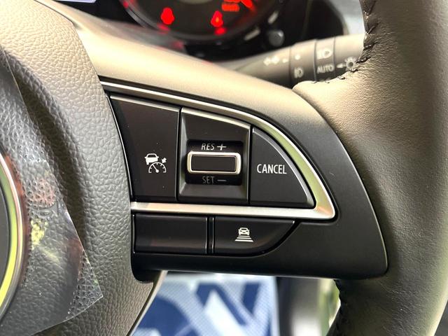 �y�A�_�v�e�B�u�N���[�Y�R���g���[���z�������H�ł̒��������s���y�ɁI�I�����ő��x��ۂN���[�Y�R���g���[�����A�Փˌy���V�X�e���ƘA�g���A�O���̎ԗ������m���ĎԊԂ�ۂ悤�ɑ��x���߂��Ă���܂��I�I